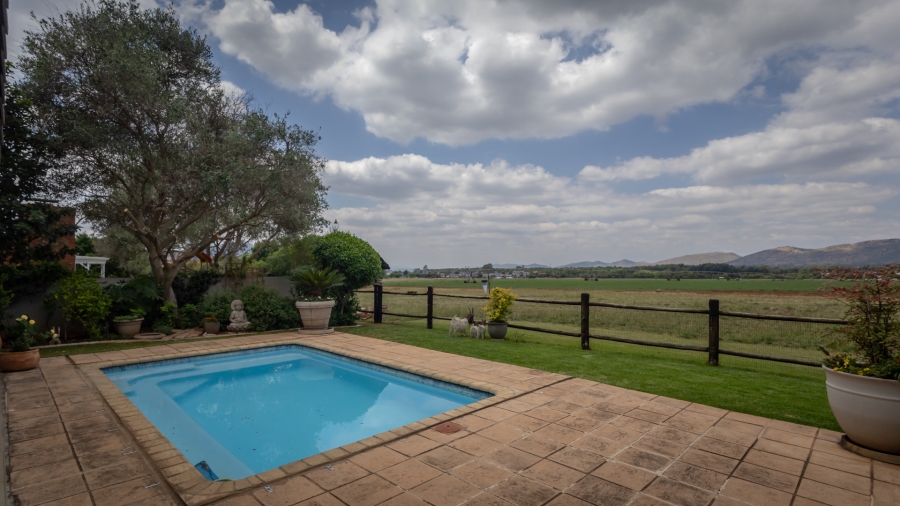 3 Bedroom Property for Sale in The Coves North West